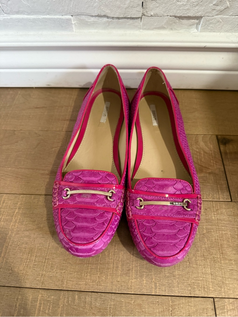 Geox Women's Pink Snakeskin Loafer Flats - Size 39